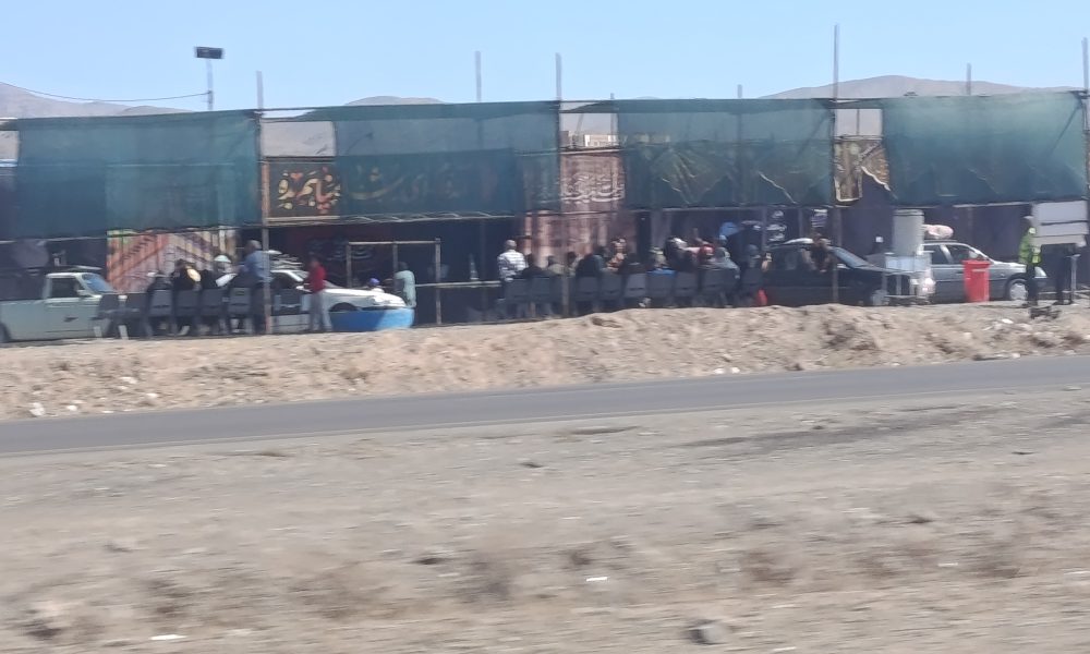 گزارش تصویری پیاده‌روی زائران از نیشابور تا حرم مطهر رضوی